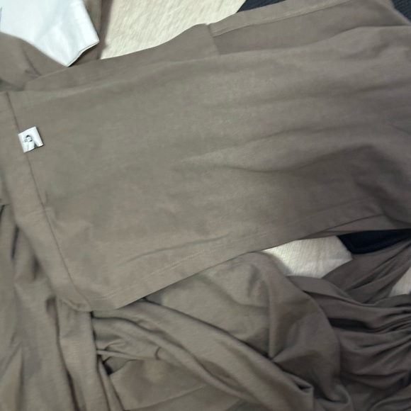 Imported Konny Baby bundle winter baby-wearing cover super plush and like new - Picture 8 of 13